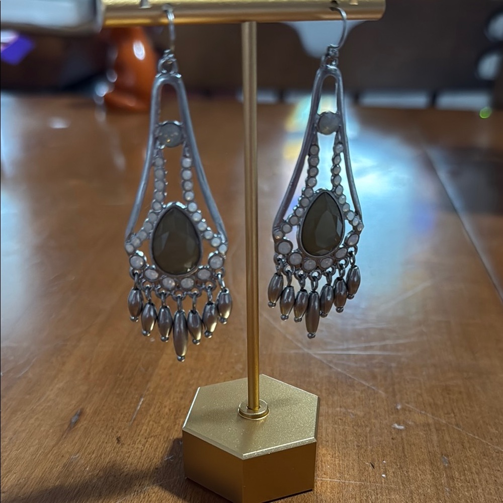 Elegant Silver and taupe Teardrop Earrings